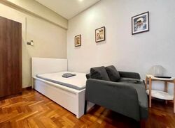 UE Square (D9), Apartment #637311601